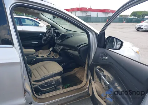 2019 Ford Escape Titanium из США, поврежденный, VIN 1FMCU9J98KUB98904